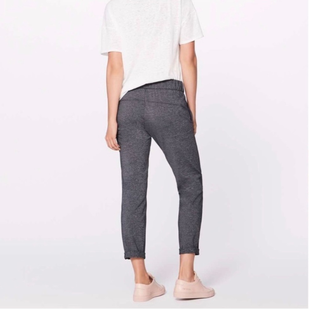 Lululemon On The Fly Pant - Picture 12 of 15